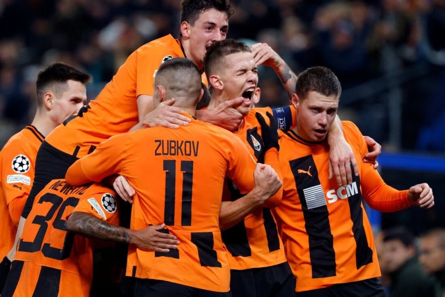 Shakhtar Donetsk vence o Barcelona e agita grupo na Champions League
