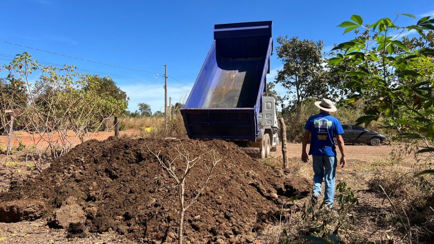 Projeto Hortas Comunitárias e Cooperfrigu distribuem 400 toneladas de adubo orgânico para agricultura familiar