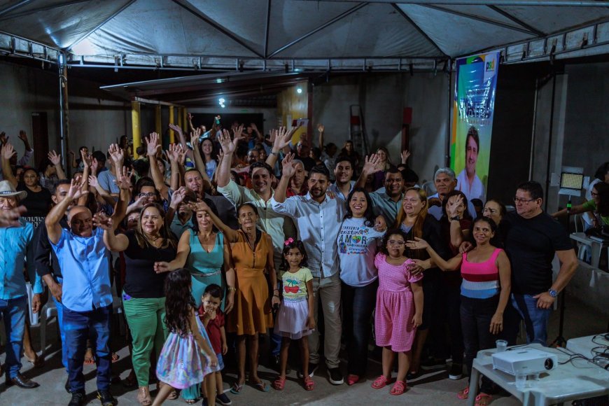 Moradores do setor Campo Bello participam de plenária com Eduardo Fortes