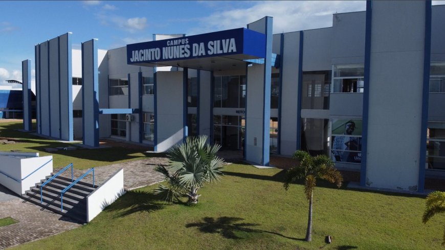 UnirG seleciona professor para o curso de Letras