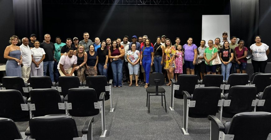 Prefeitura de Gurupi realiza reunião com pequenos produtores rurais para ouvir sugestões sobre feiras livres