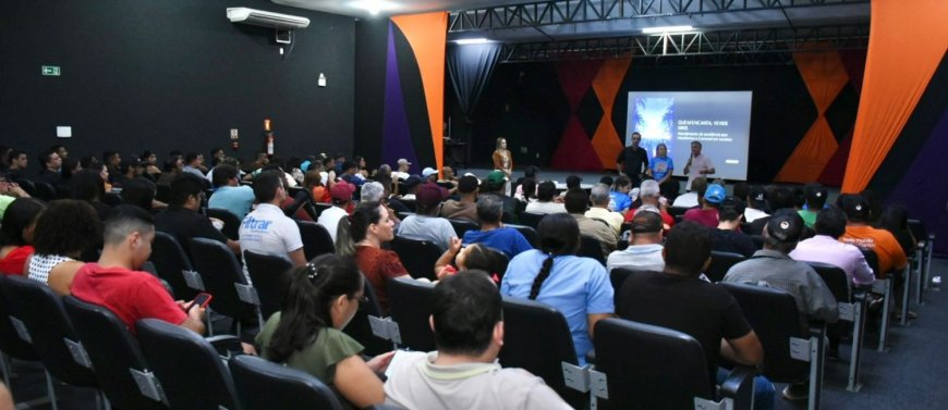 Carnaval 2026: Prefeitura de Gurupi promove palestra para ambulantes e motoristas de aplicativo com foco na experiência do folião